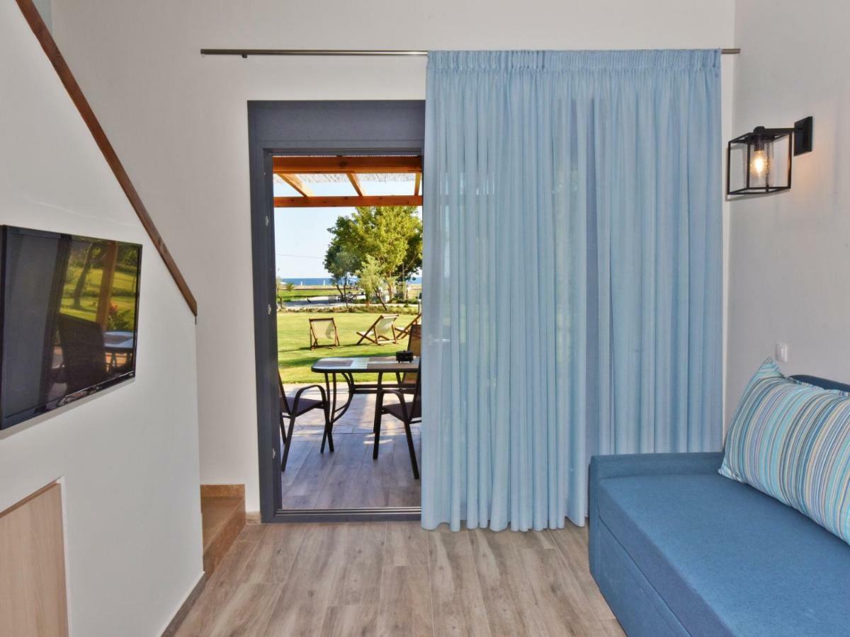 Notos Resort - Tristinika Sithonia โตโรนี ภายนอก รูปภาพ